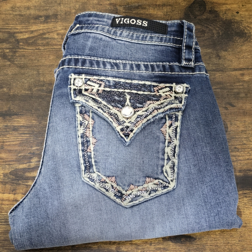 Vigoss Heritage Fit Legacy Stretch Distressed Blue McBling Denim Capris Size 4